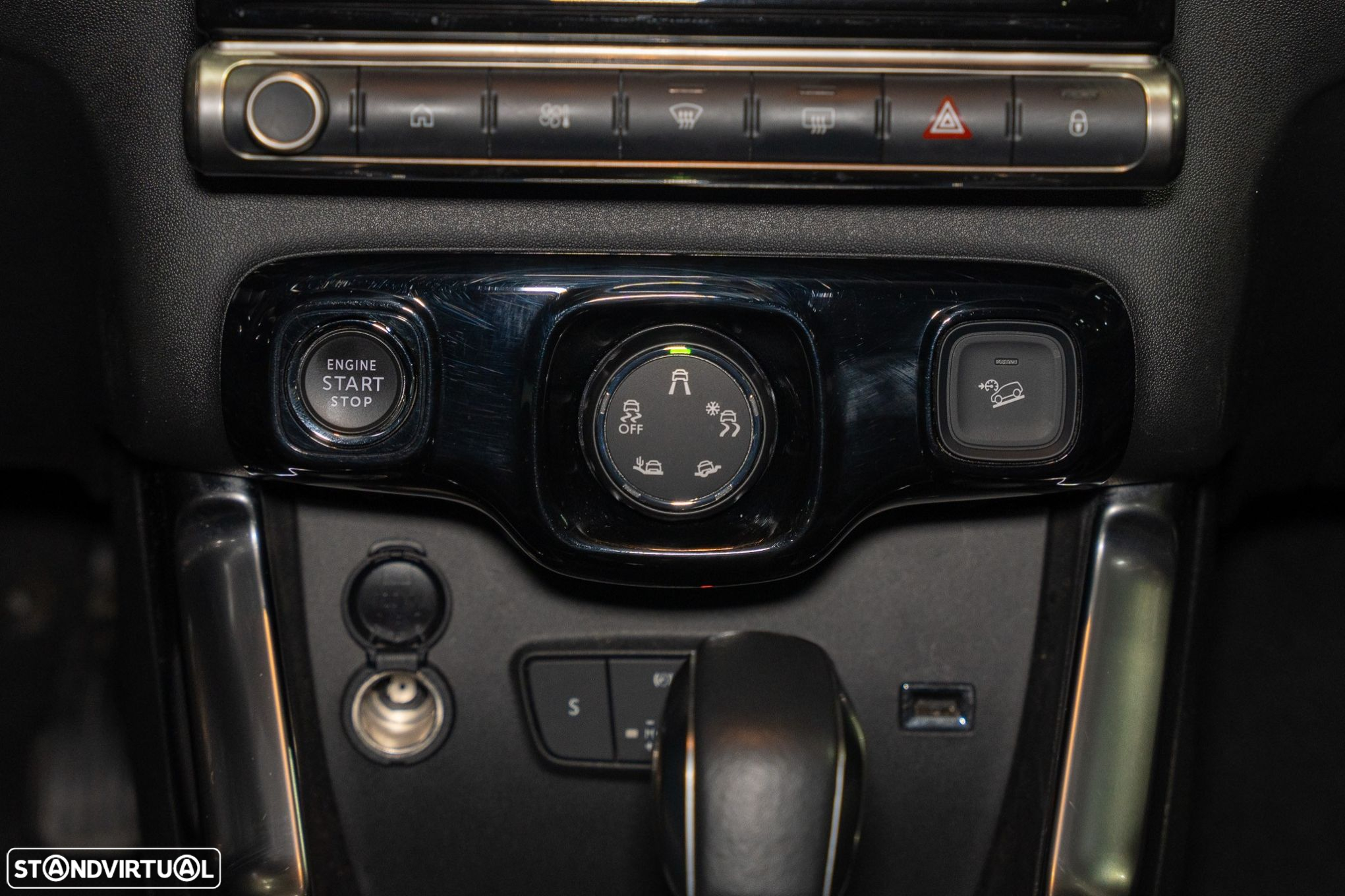Citroën C3 Aircross 1.2 PureTech Shine EAT6 - 29