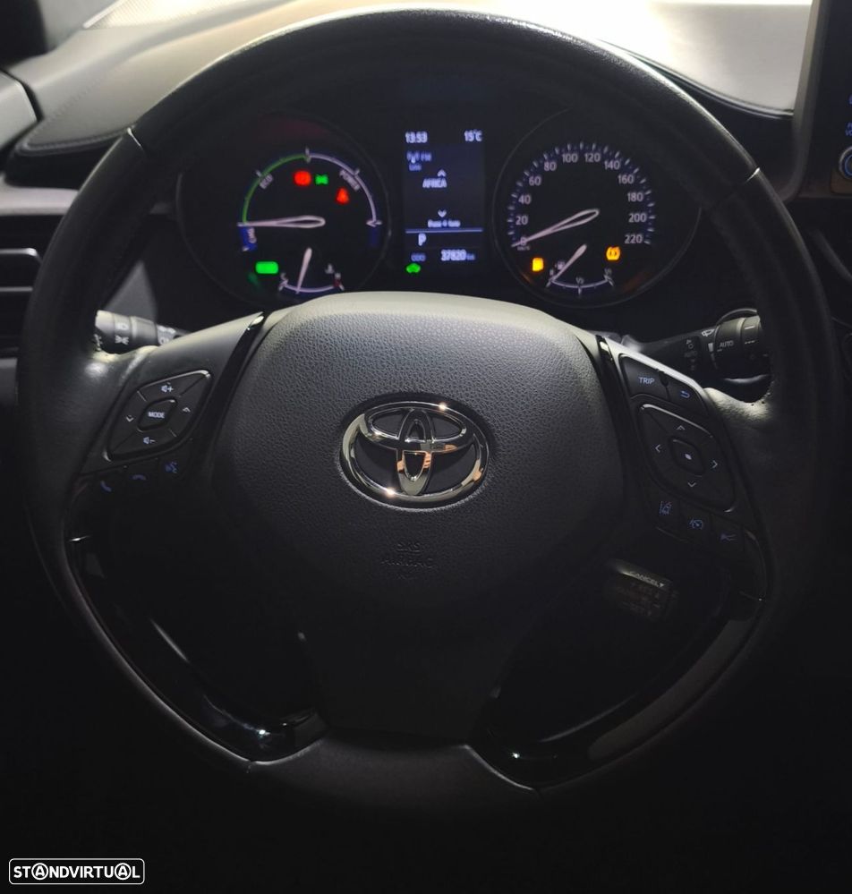 Toyota C-HR - 12