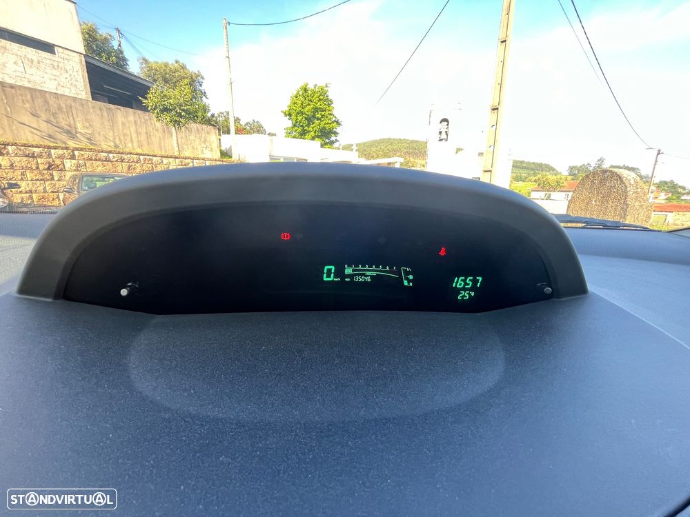 Toyota Yaris 1.0 VVT-i Cool Edition - 3