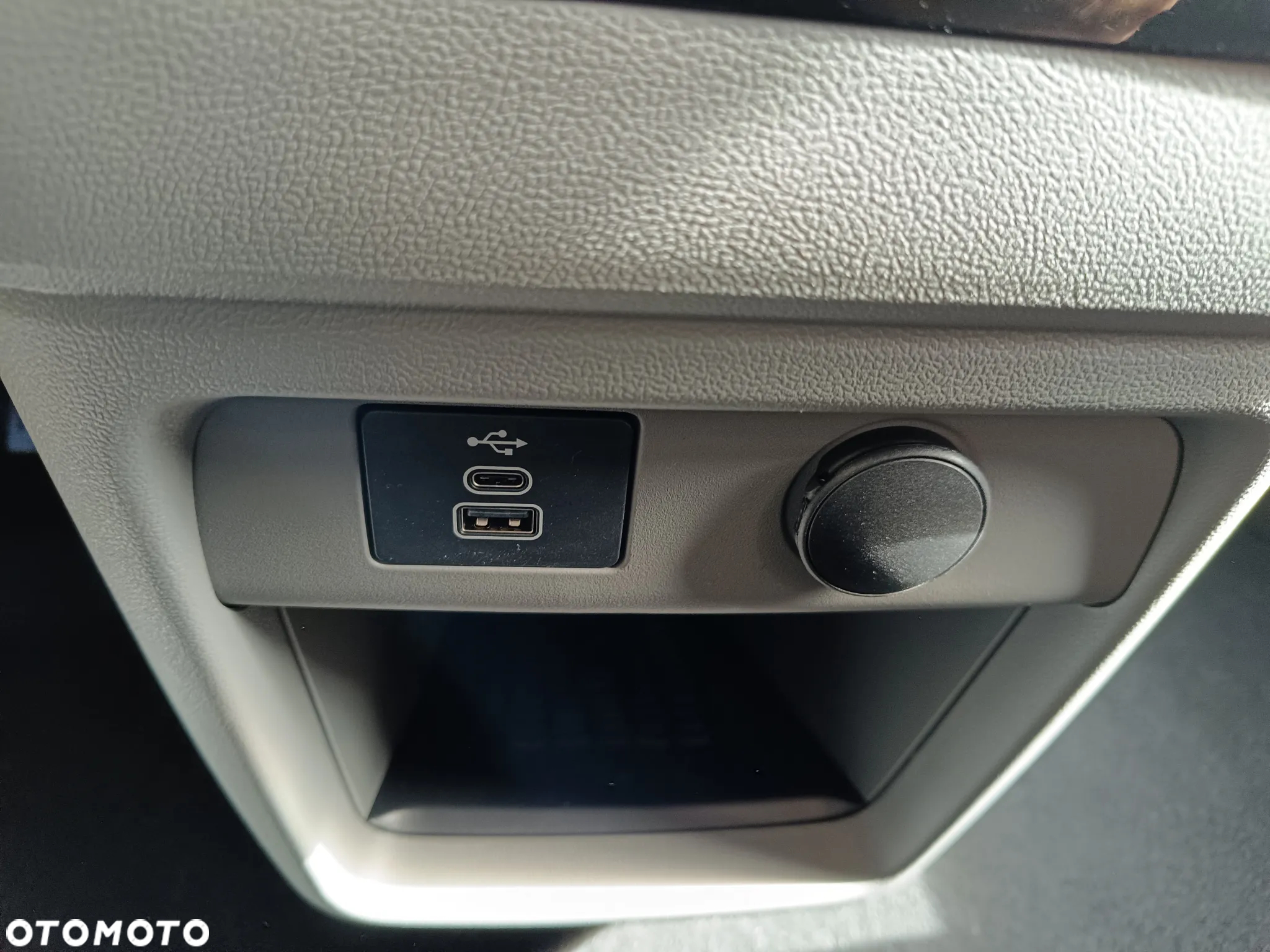Ford Tourneo Custom 2.5 PHEV CVT 340 L2 Active - 19