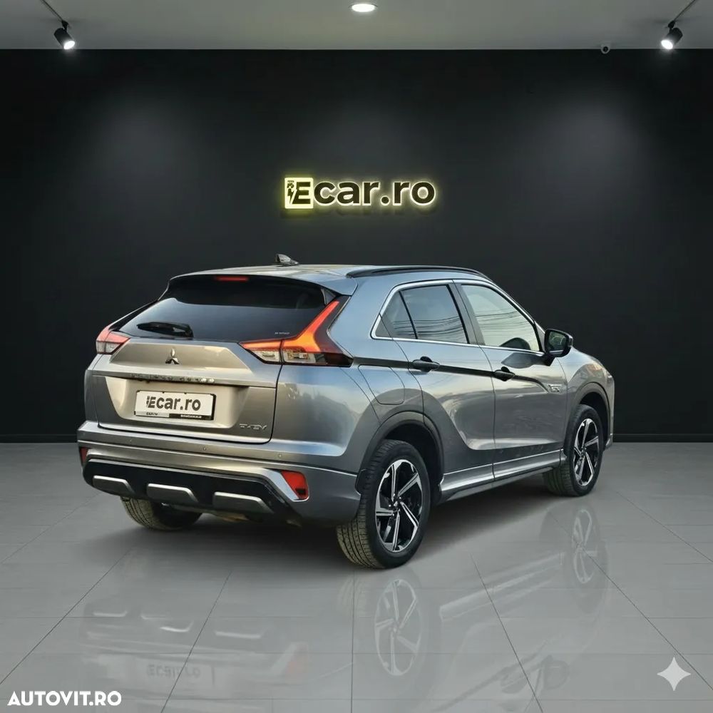 Mitsubishi Eclipse-Cross 4WD Plus Select - 4