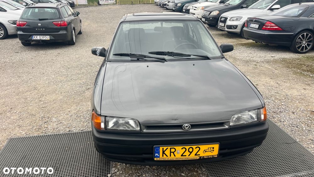 Mazda 323 1.7 D LX - 35