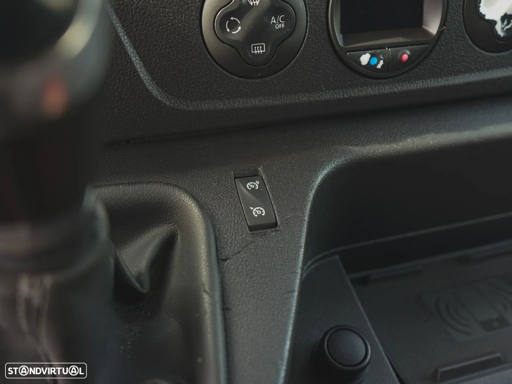 Renault MASTER III  2.3 DCI 180 L4H2 IVA DEDUTIVEL - 26