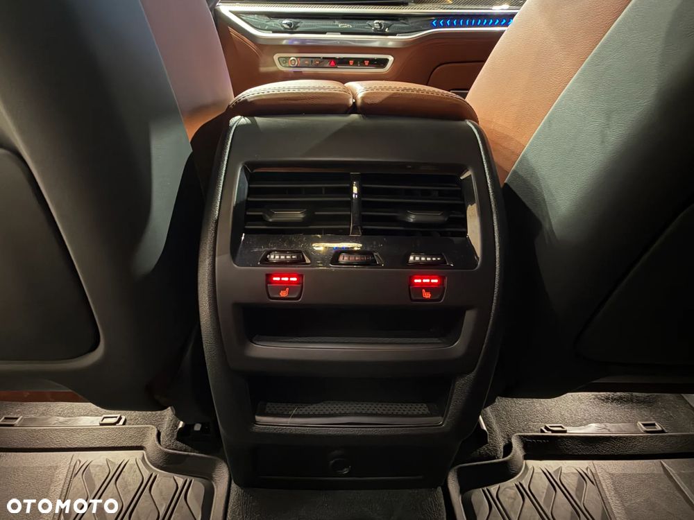 BMW X6 - 22