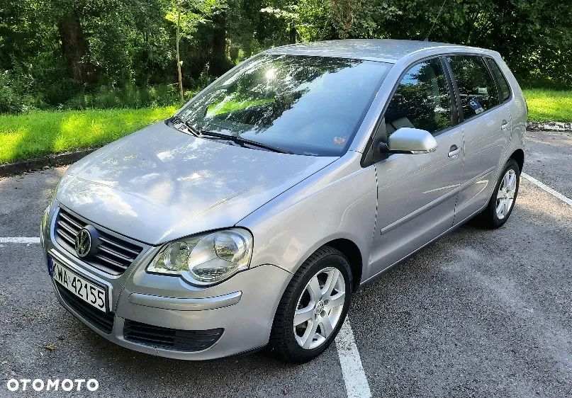 Volkswagen Polo 1.4 16V Trendline - 2