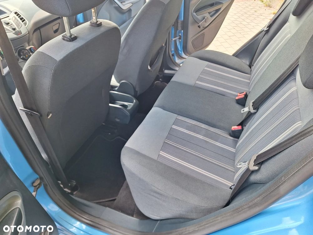 Ford Fiesta 1.25 Titanium - 27