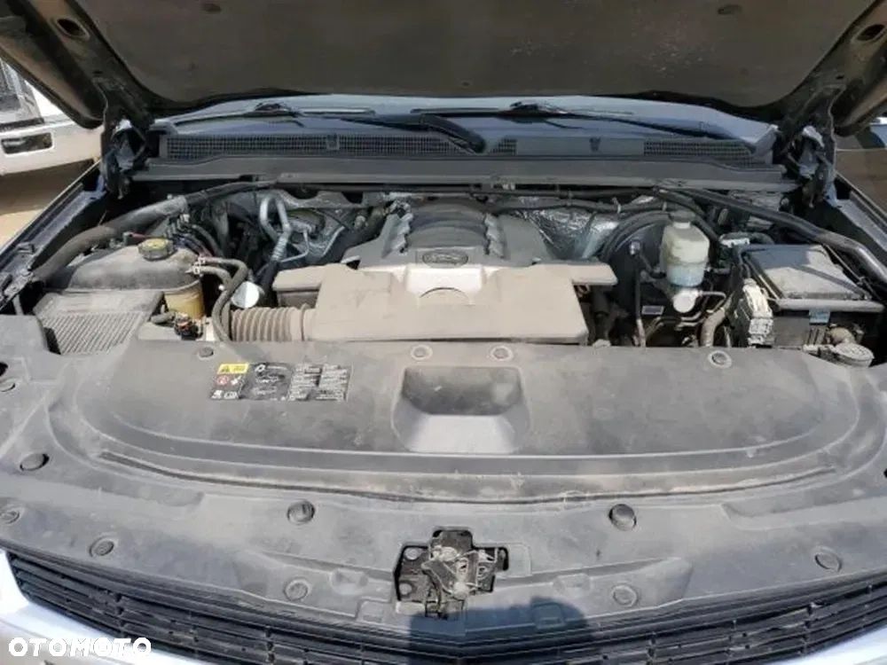 Cadillac Escalade - 19