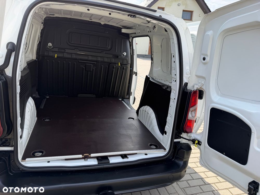Opel Combo 1.5 D 75kW N1 Edition - 31