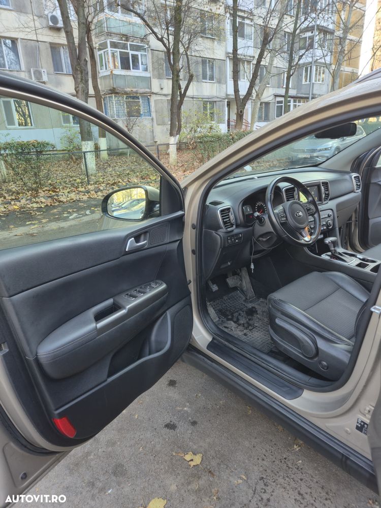 Kia Sportage 1.7 DSL 7DCT 4x2 Style - 12