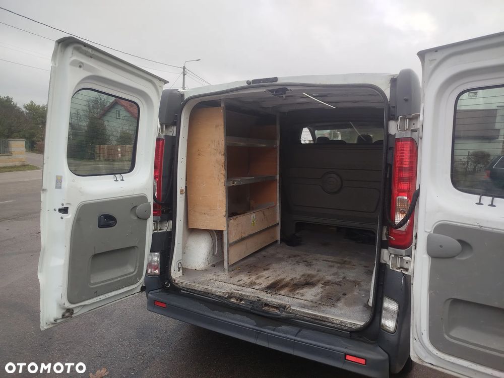Opel Vivaro - 18