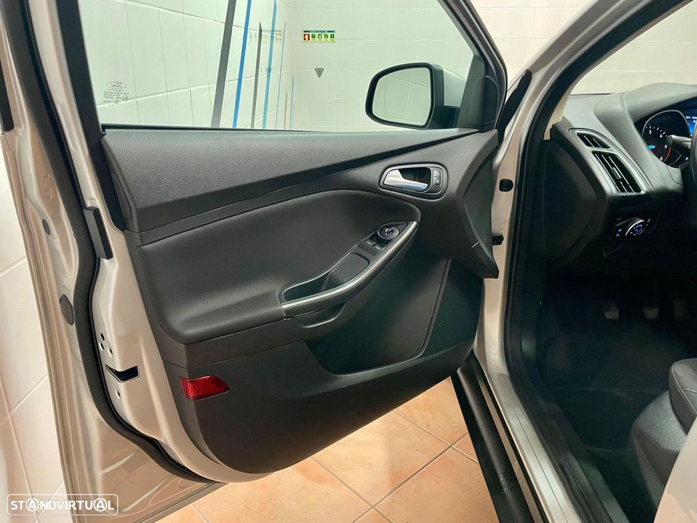 Ford Focus 1.5 TDCi Trend+ - 13