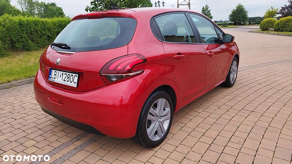 Peugeot 208 PureTech 82 Stop & Start Signature - 4