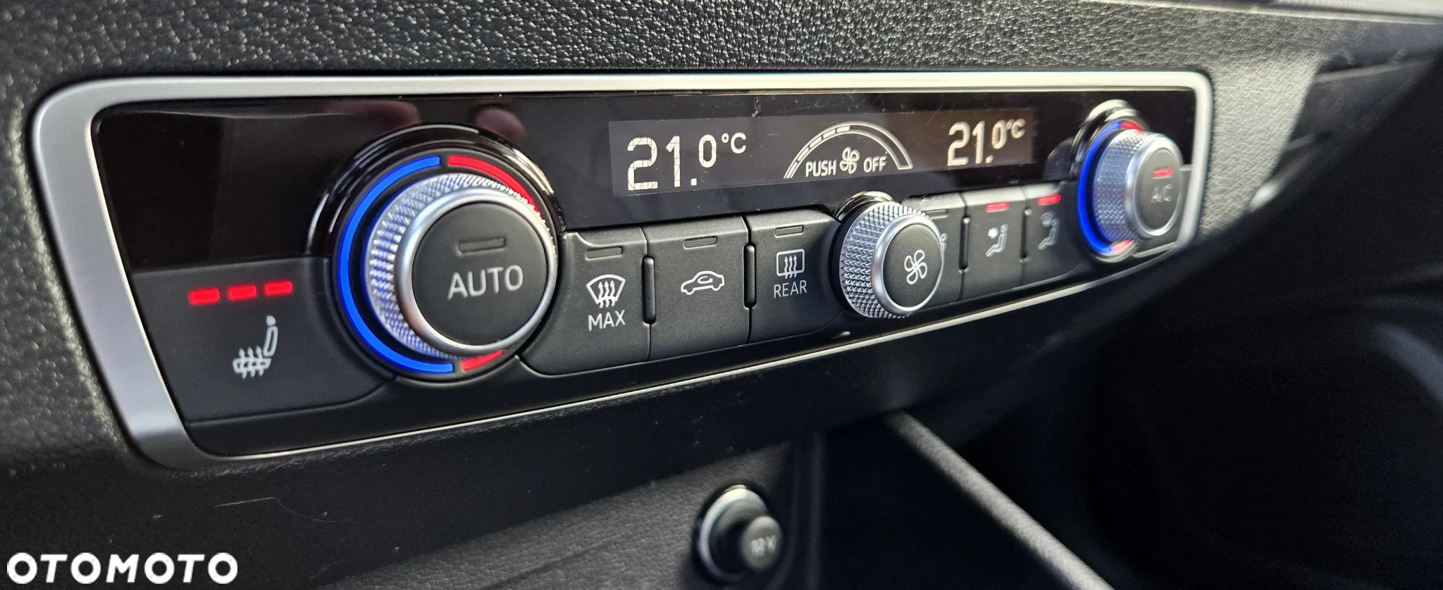 Audi Q2 30 TDI S tronic sport - 30