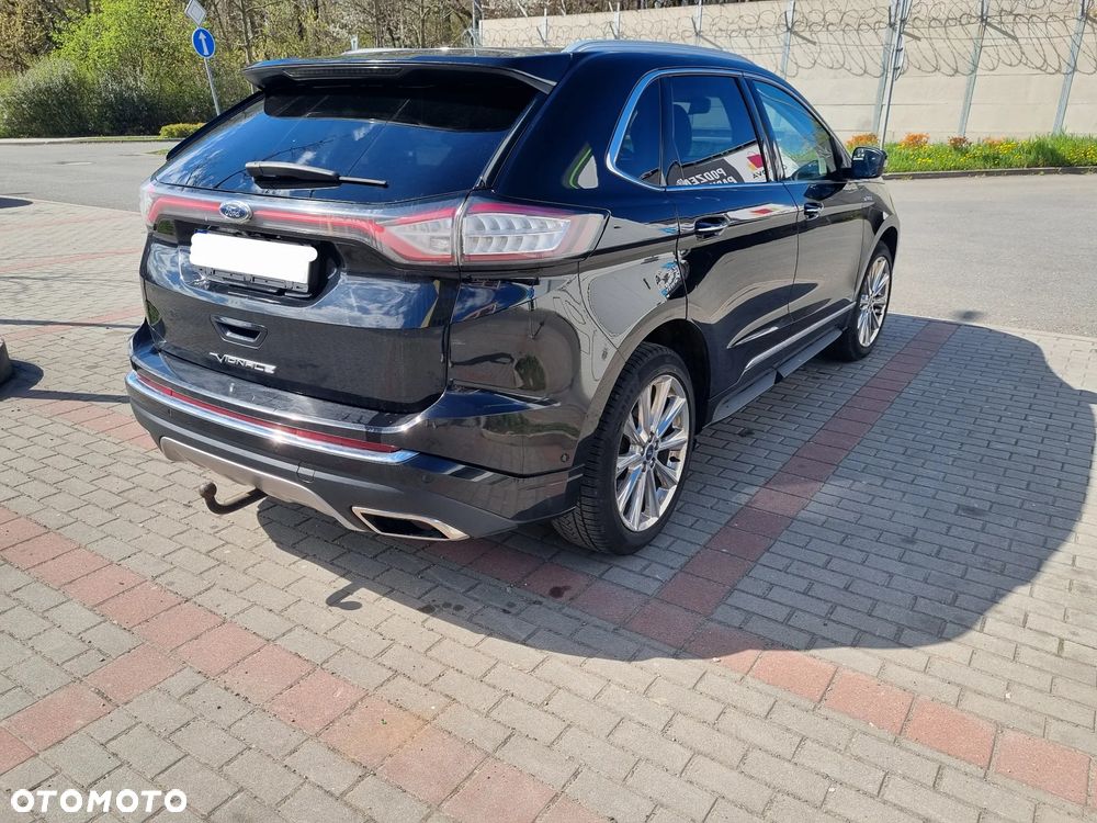 Ford Edge - 9