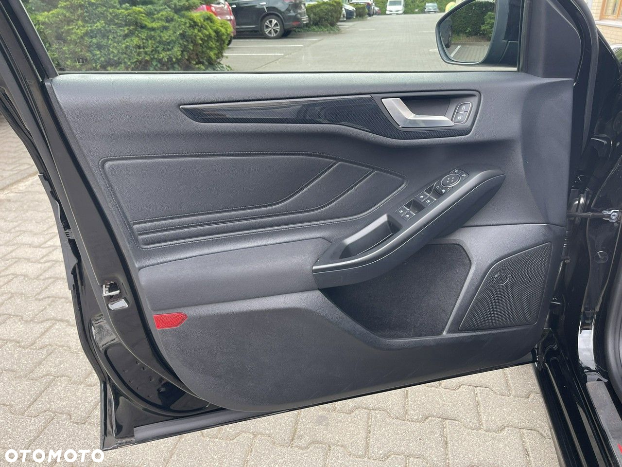 Ford Focus - 21