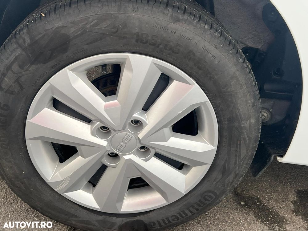 Dacia Logan TCe 90 MT6 Expression - 5