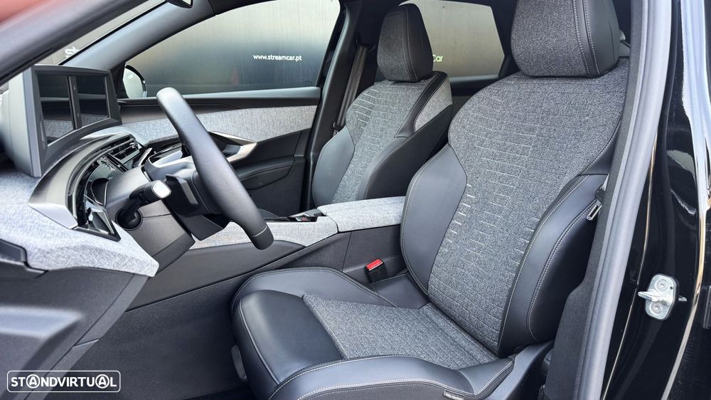 Peugeot 3008 1.2 Hybrid Allure Pack e-DCS6 - 12