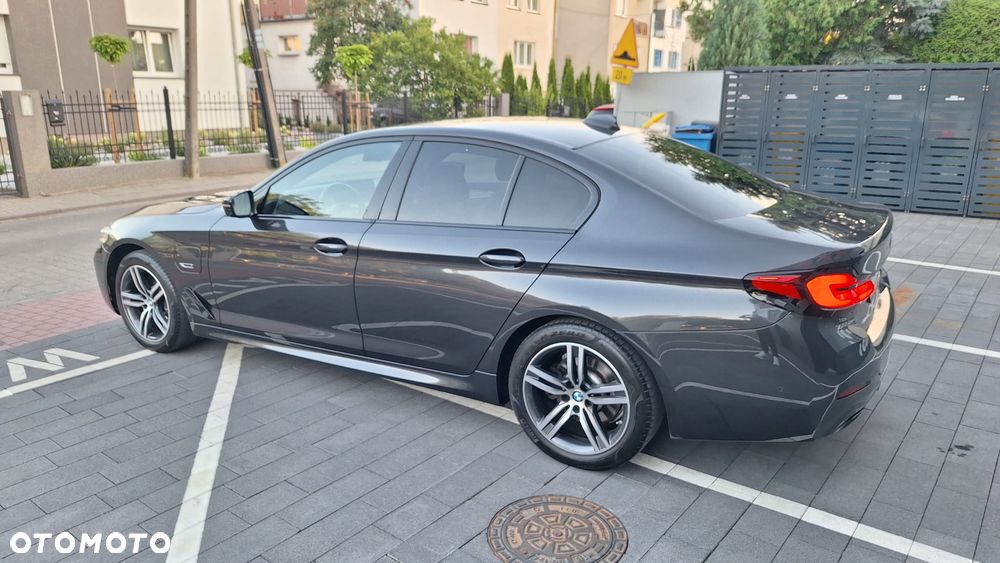 BMW Seria 5 520e M Sport sport - 12