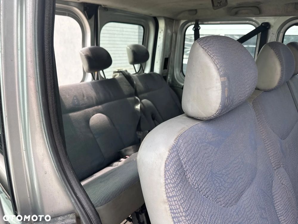 Renault Trafic - 19