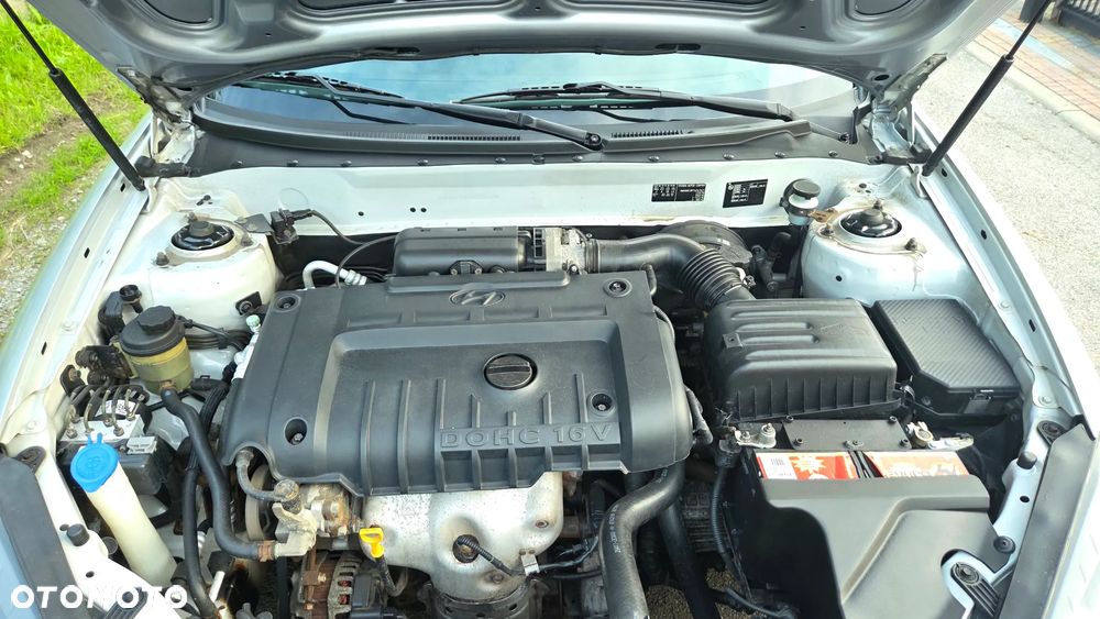 Hyundai Coupe 1.6 16V FX - 18