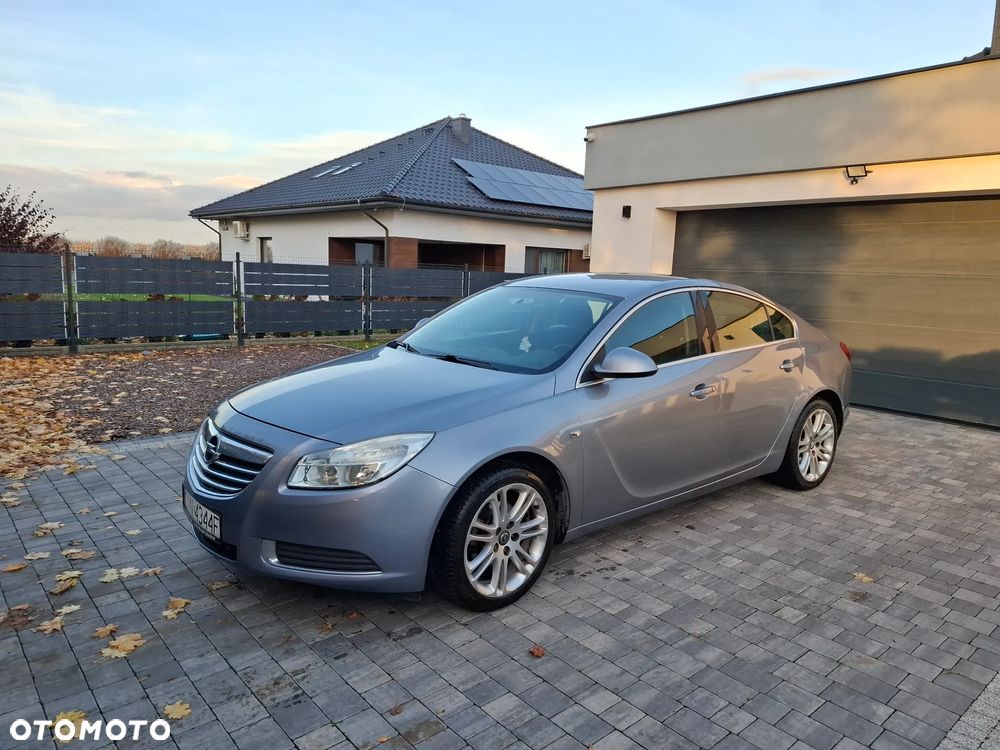 Opel Insignia 1.8 Edition - 1