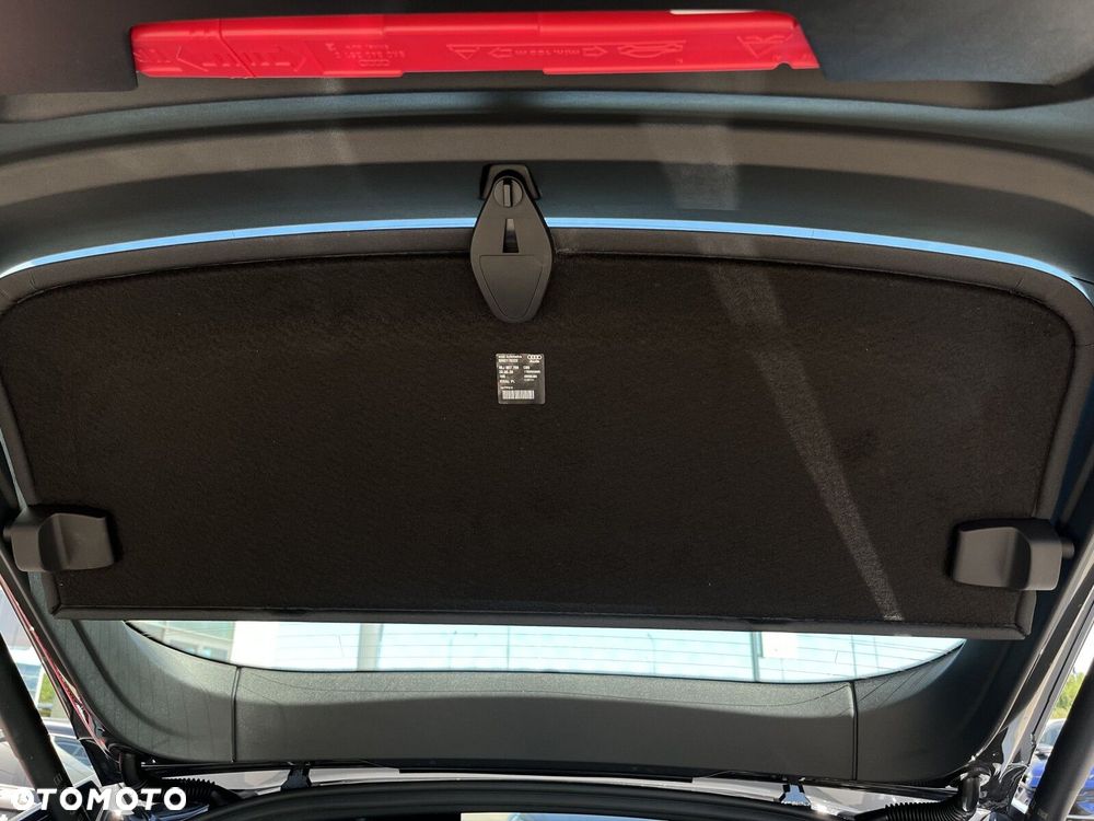 Audi Q6 e-tron - 16