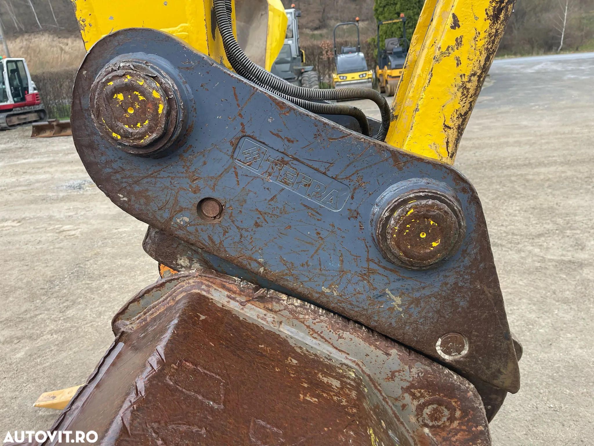 Komatsu PC 210LC-11 - 7