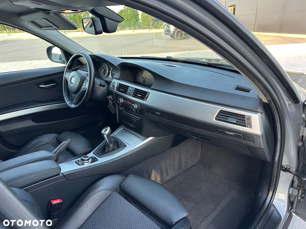 BMW Seria 3 320d DPF - 20