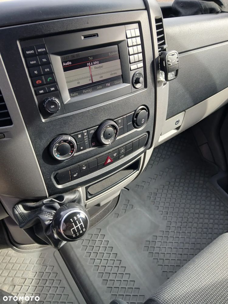 Volkswagen Crafter - 9