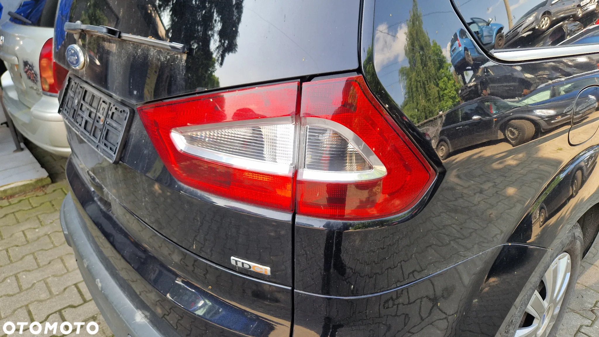 LAMPA TYLNA FORD GALAXY MK3 III - 2