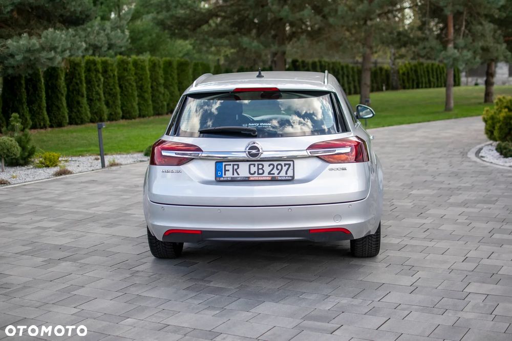 Opel Insignia - 19