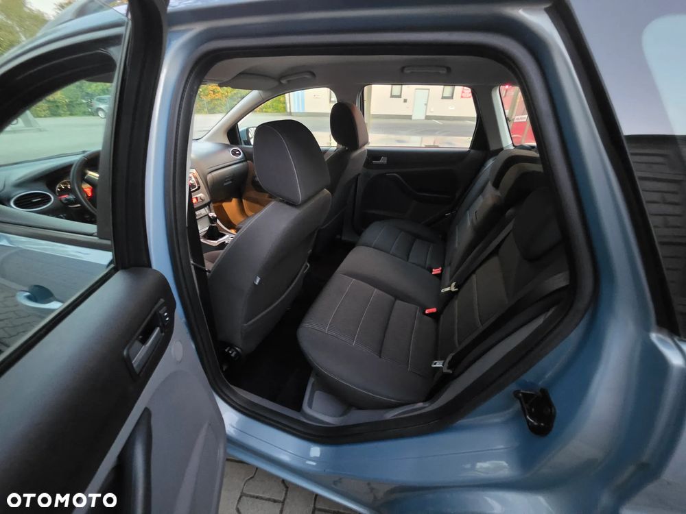 Ford Focus - 24