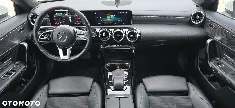 Mercedes-Benz CLA 180 d AMG Line 7G-DCT - 4