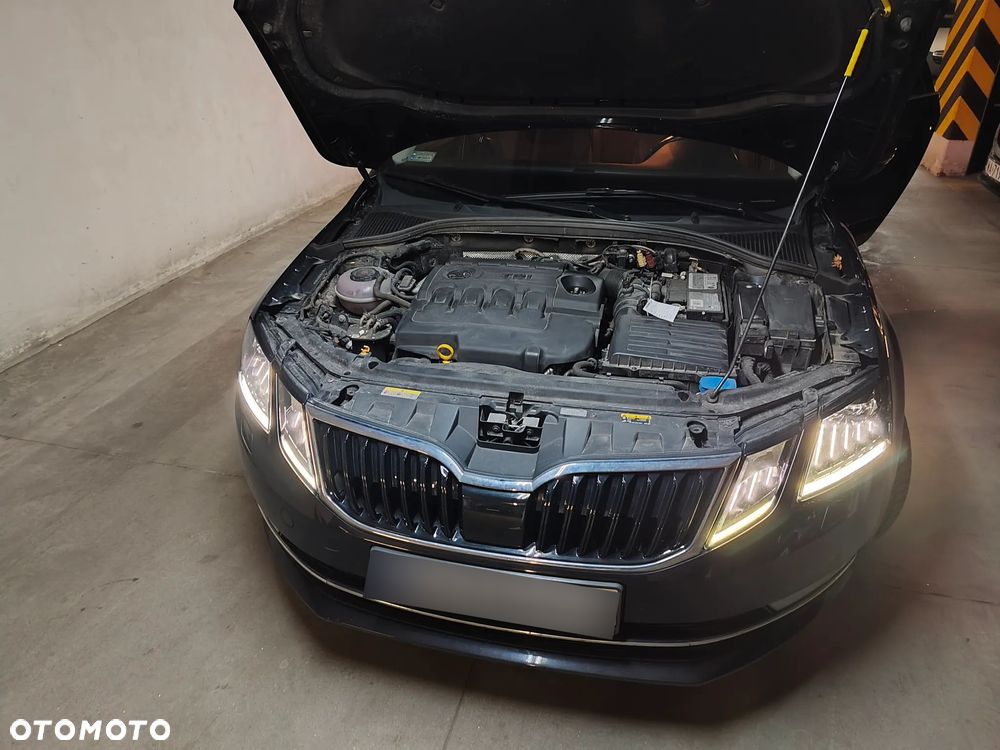 Skoda Octavia 2.0 TDI SCR Ambition - 40