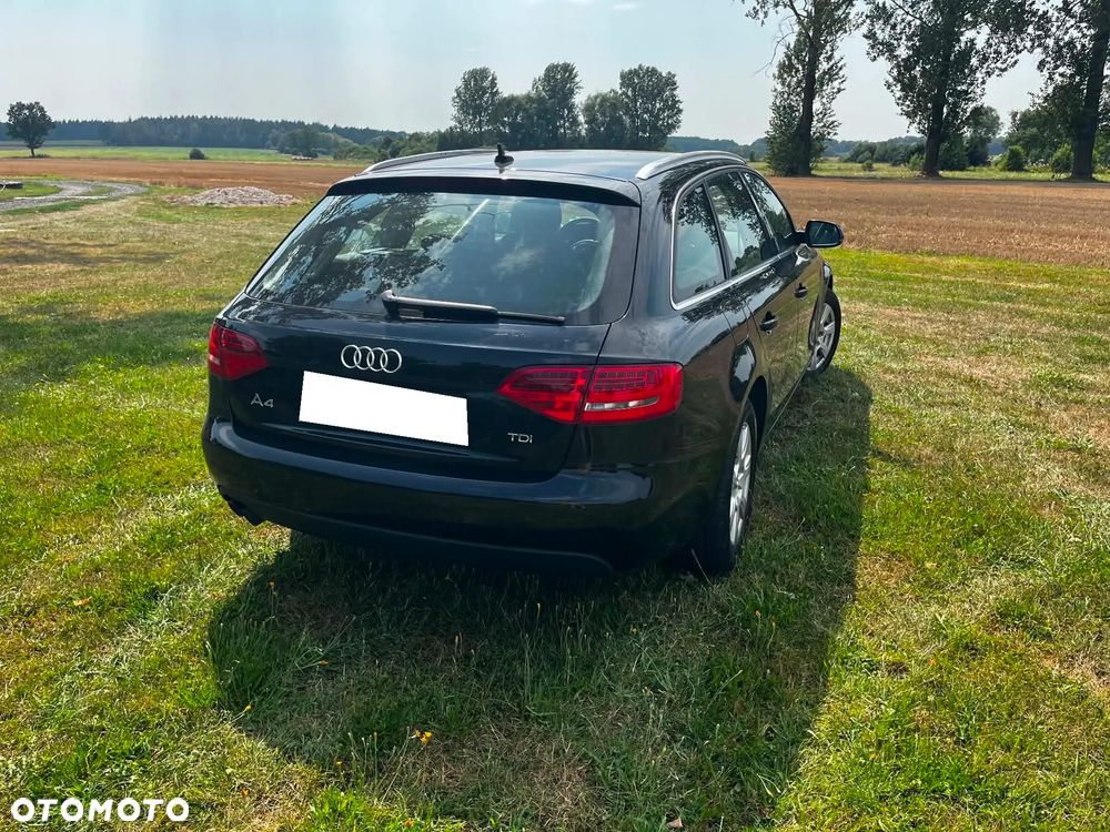 Audi A4 Avant 2.0 TDI DPF Ambition - 2
