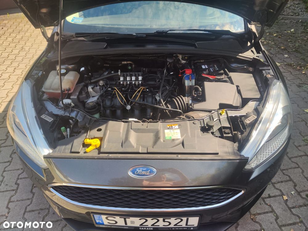 Ford Focus 1.6 Titanium - 12