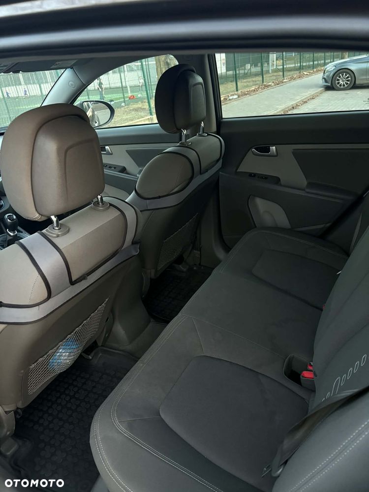 Kia Sportage 1.6 GDI L 2WD - 8