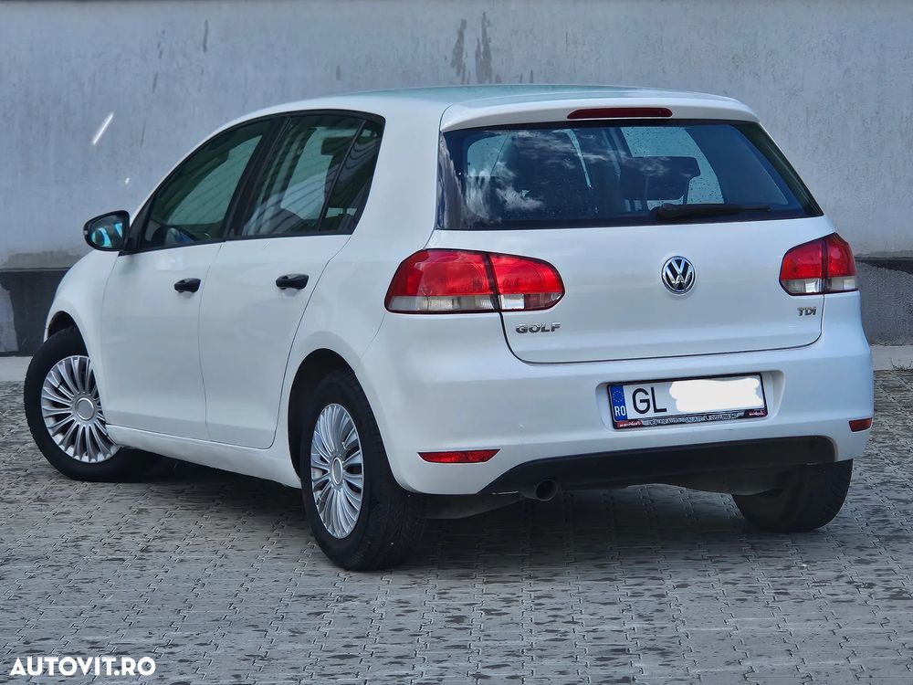 Volkswagen Golf 1.6 TDI BlueMotion Technology DPF Comfortline - 4
