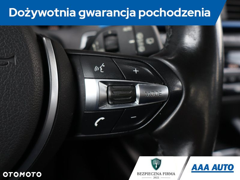 BMW Seria 1 - 22