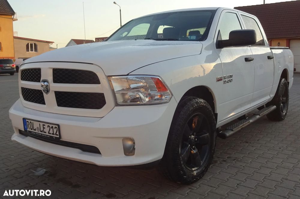 Dodge RAM - 1