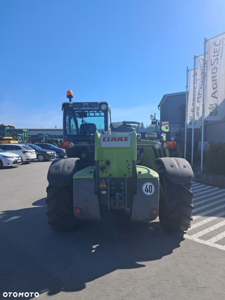 Claas Scorpion 7044 - 7