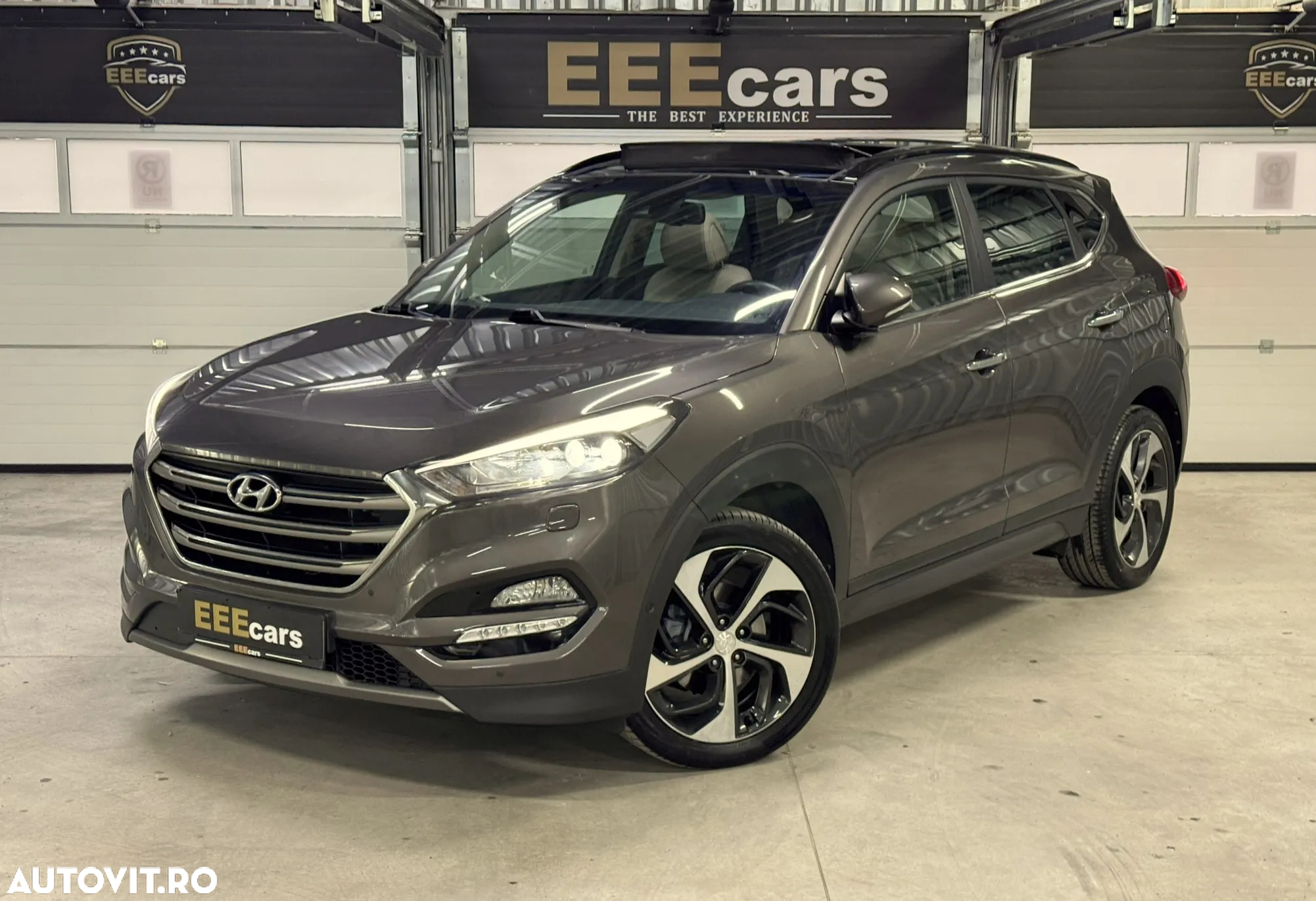 Hyundai Tucson blue 1.7 CRDi 2WD DCT Premium - 35