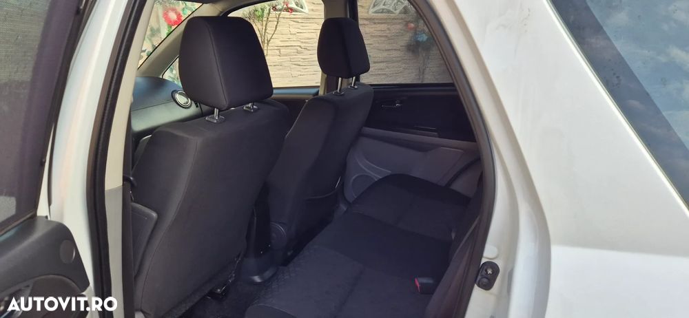 Suzuki SX4 2.0 DDIS 4x4 Style - 9