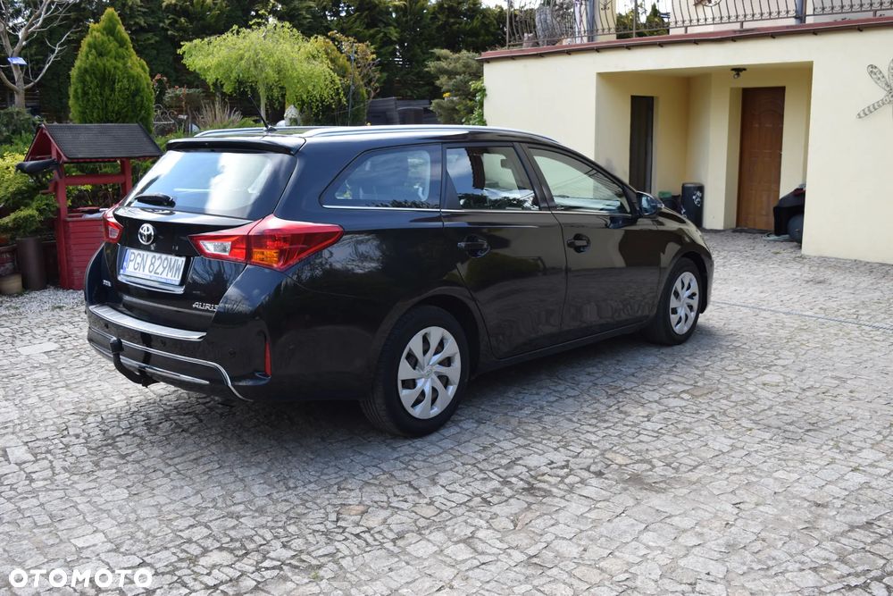 Toyota Auris 1.4 D-4D Design Edition - 7