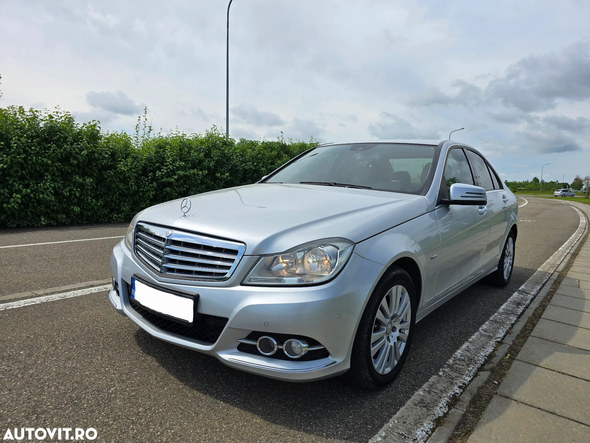 Mercedes-Benz C 220 CDI BlueEFFICIENCY - 8