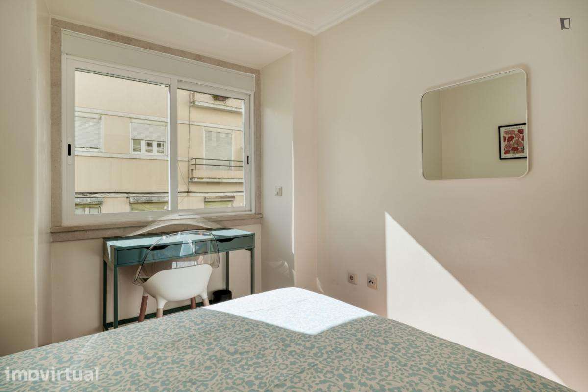 Quarto - localizado em Penha de França Lisbon - Grande imagem: 2/18