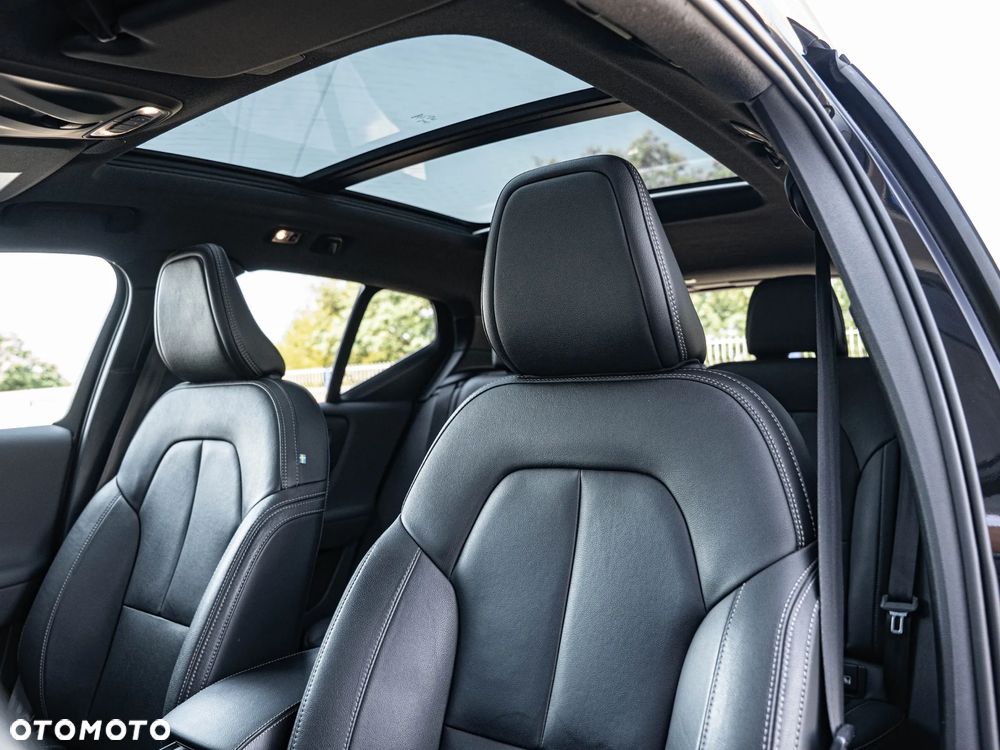 Volvo XC 40 D3 R-Design - 24