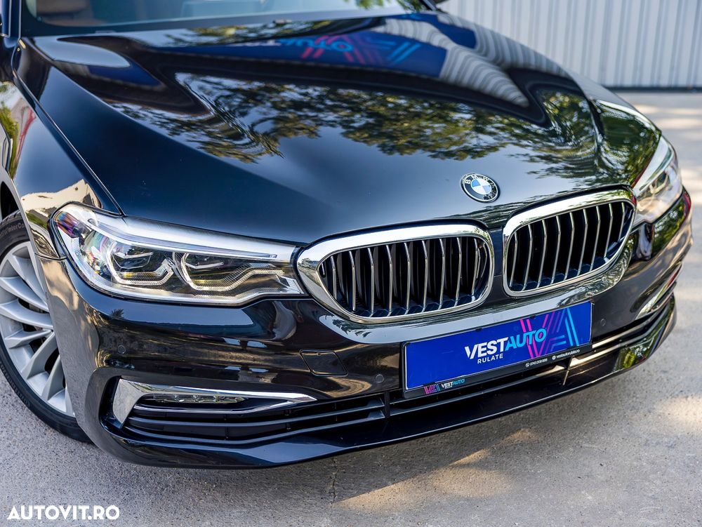 BMW Seria 5 530i Aut. Luxury Line - 39