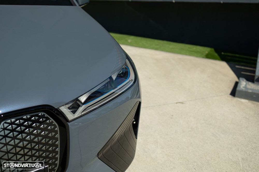 BMW iX xDrive 40 Pack Desportivo - 56