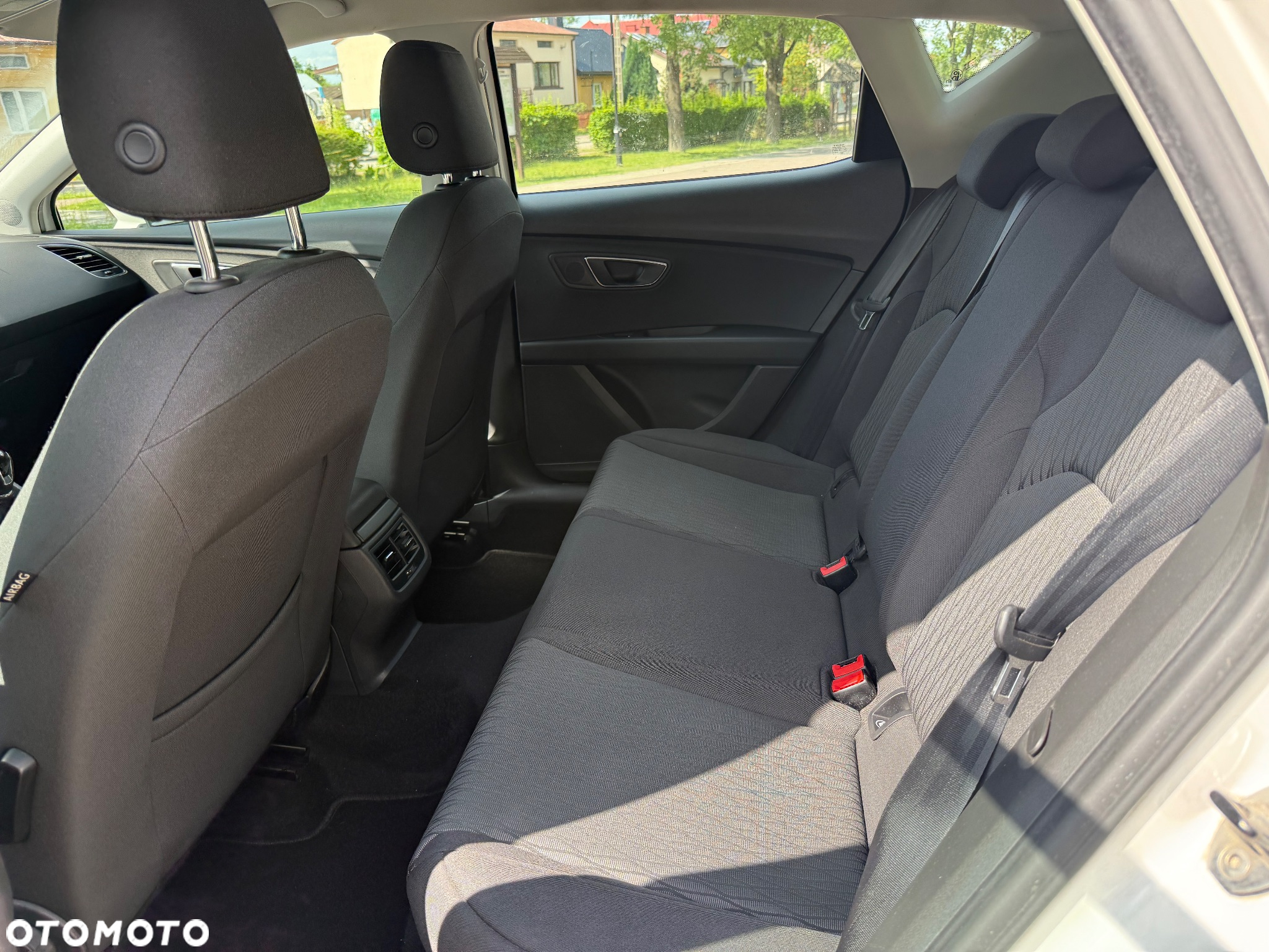 Seat Leon 1.6 TDI Style - 9